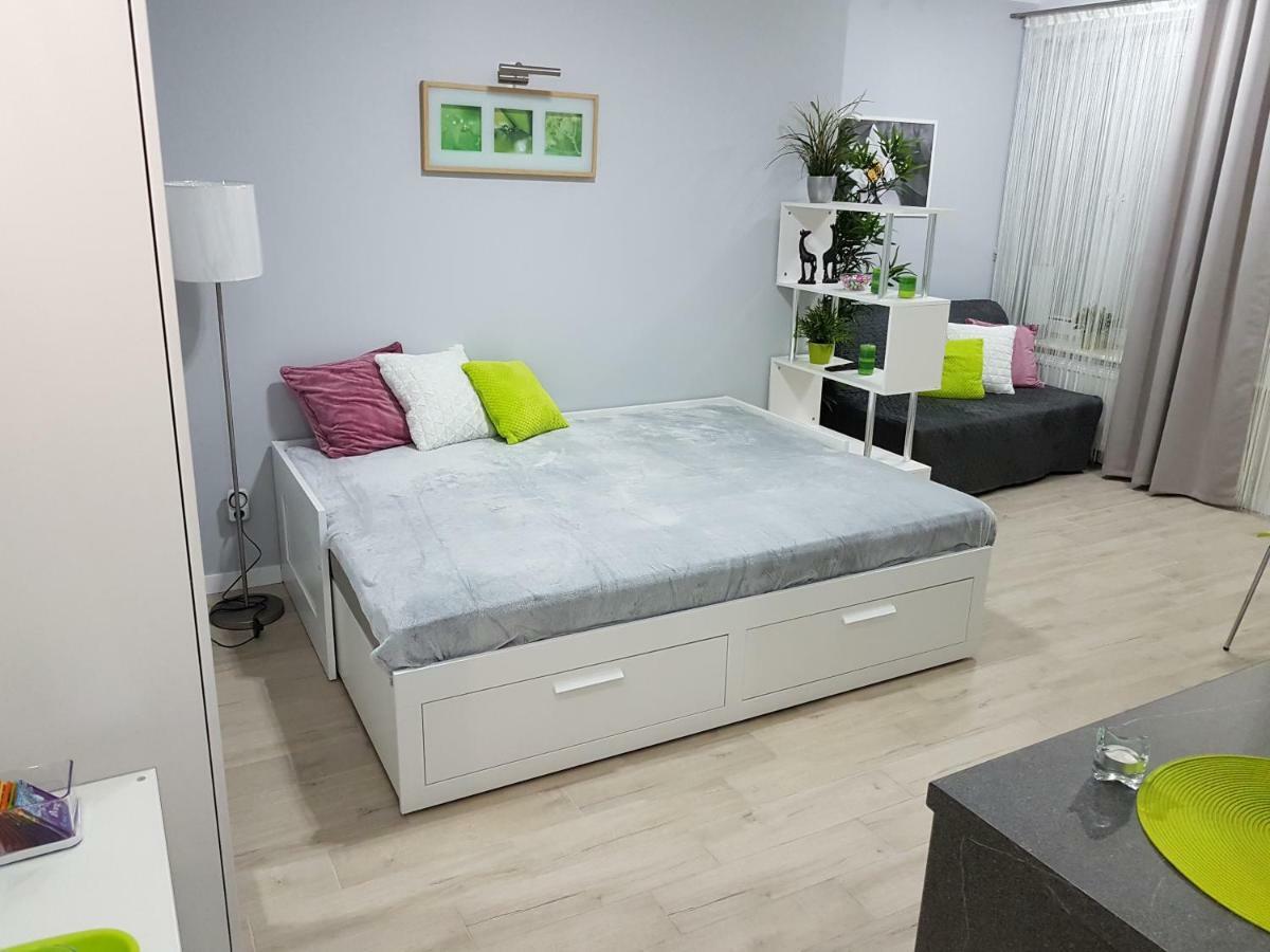 Kawalerka W Kamienicy Na Starowce Apartment Gdansk Bagian luar foto